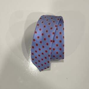 Nordstrom Skinny Blue and Red Dot Pattern Tie